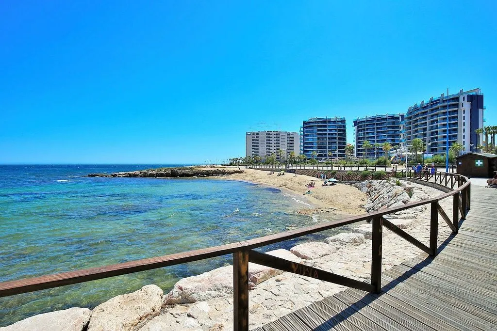 Modern Apartment with Pool in Punta Prima