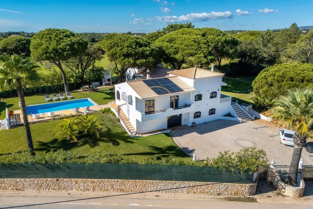 Õhuvaade - Luxury Villa with Pool in Quarteira