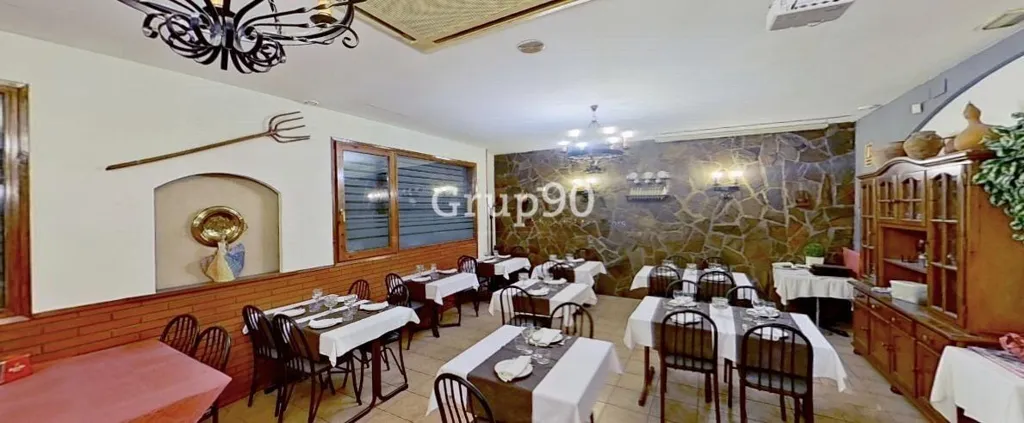 Dining Room - Restaurant for Rent with Terrace in Lleida