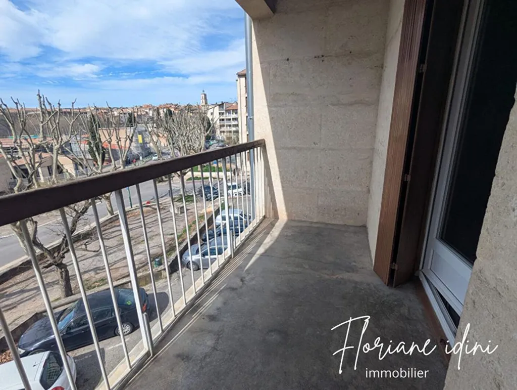 Balcony - T3 Flat with Balcony in 92,000 EUR Zone