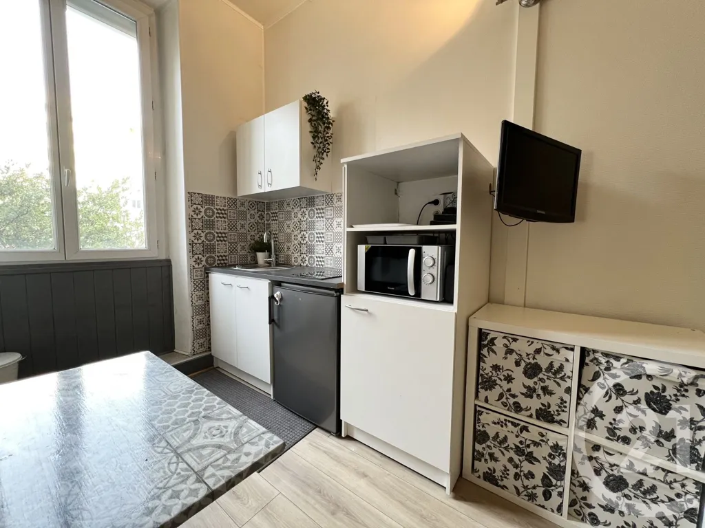 Cuisine - Studio Meublé Proche Gare à Grenoble