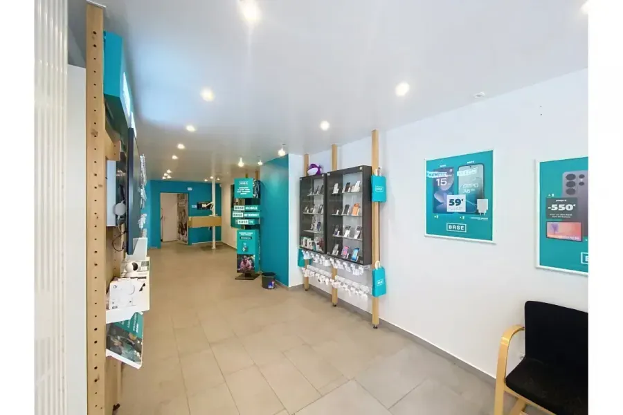 Pièces - Surface Commerciale en Centre-ville à Tournai