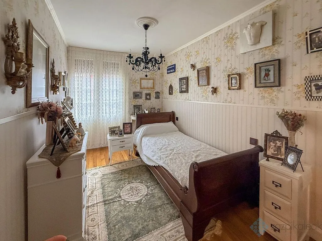 Camere da letto - Apartment with Balcony in Bilbao's Casco Viejo