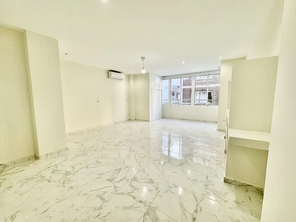 Rooms - Modernised Apartment with Terrace in Torrevieja Centre