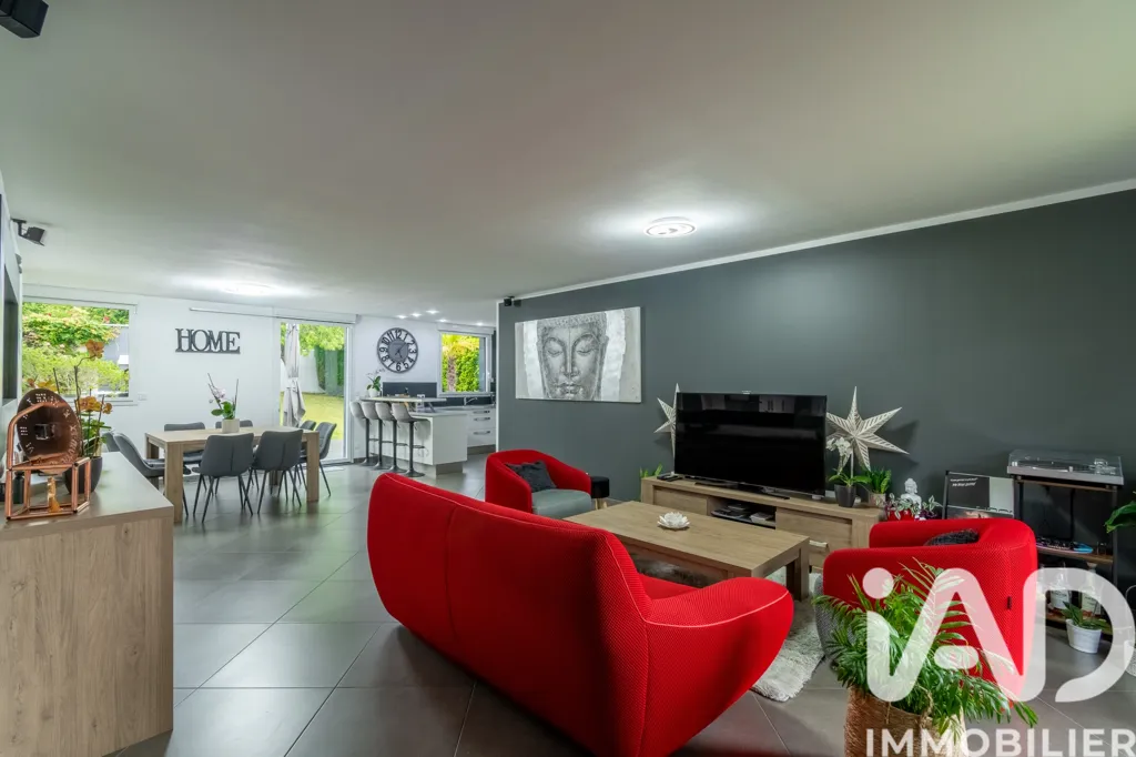 Elutuba - Traditional House with Terrace in Yerres