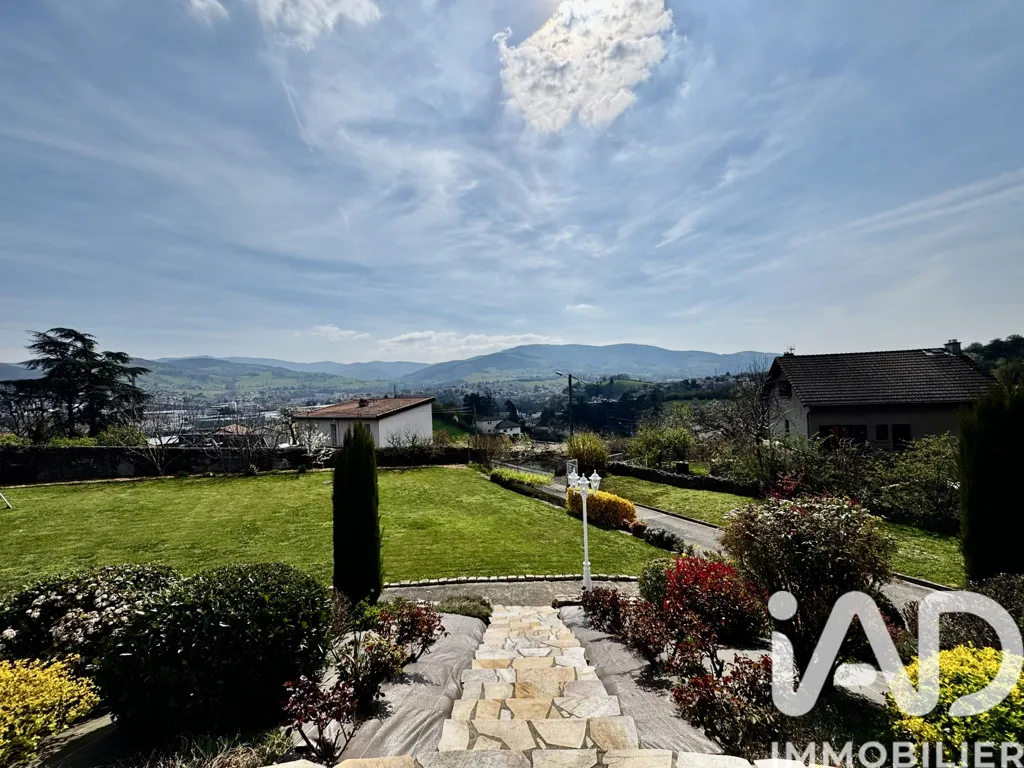 Giardino - Traditional House with Garden View in Saint-Chamond