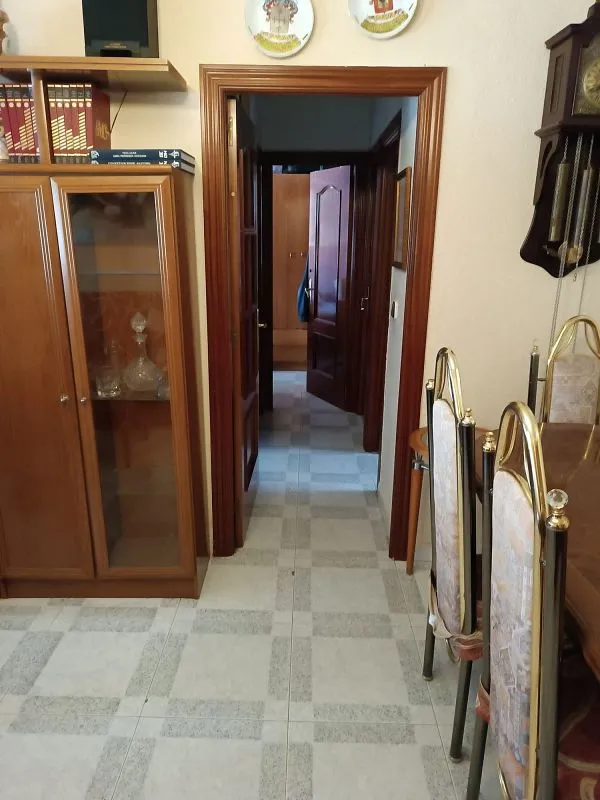 Salle à manger - Apartment with Lift in Moratalaz, Madrid