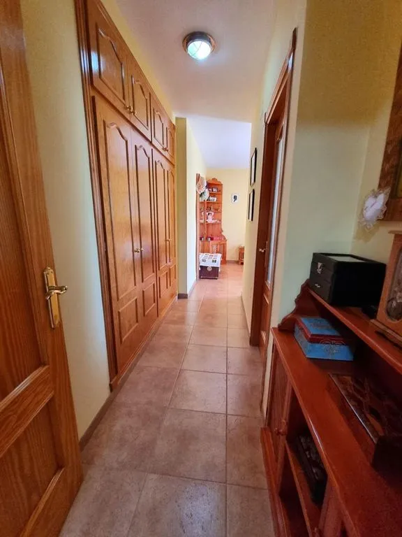 Esik - Corner Luxury House with Pool Potential in San Pedro