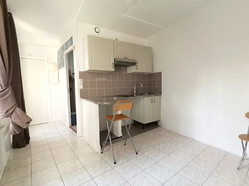 Köök - Studio with Metro Access in Ivry-sur-Seine