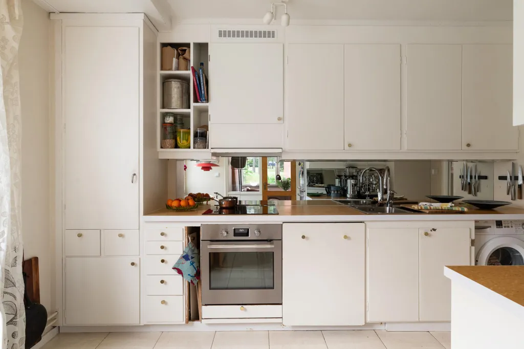 Cuisine - Apartment with Balcony in Liseberg, Älvsjö