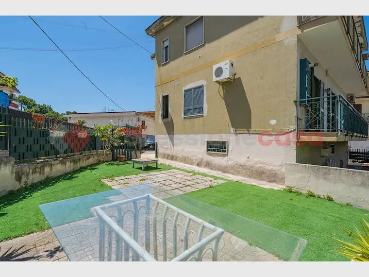 Giardino - Apartment with Balcony in Ercolano