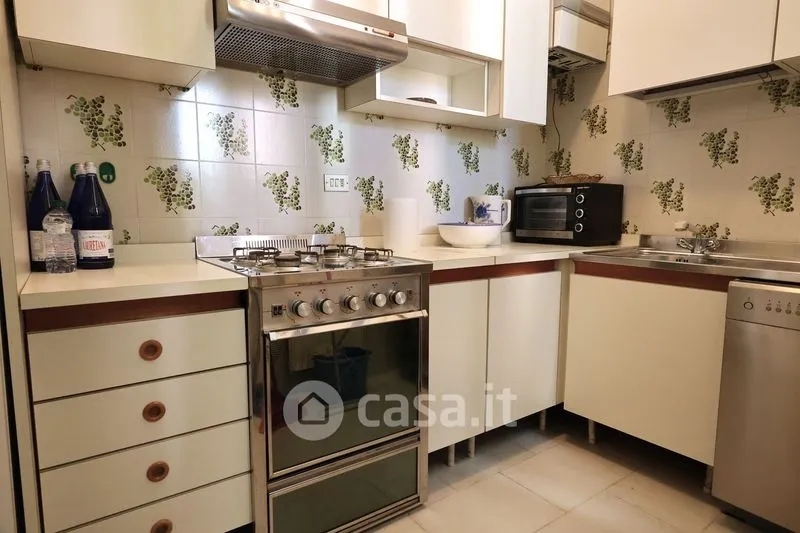 Köök - Apartment with Pool View in Cervia