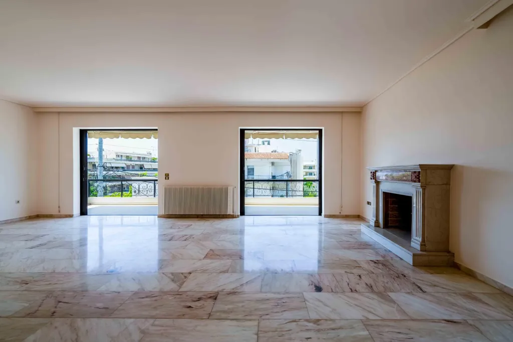 Elutuba - Top Floor Apartment with Panoramic Views near Glyfada Golf