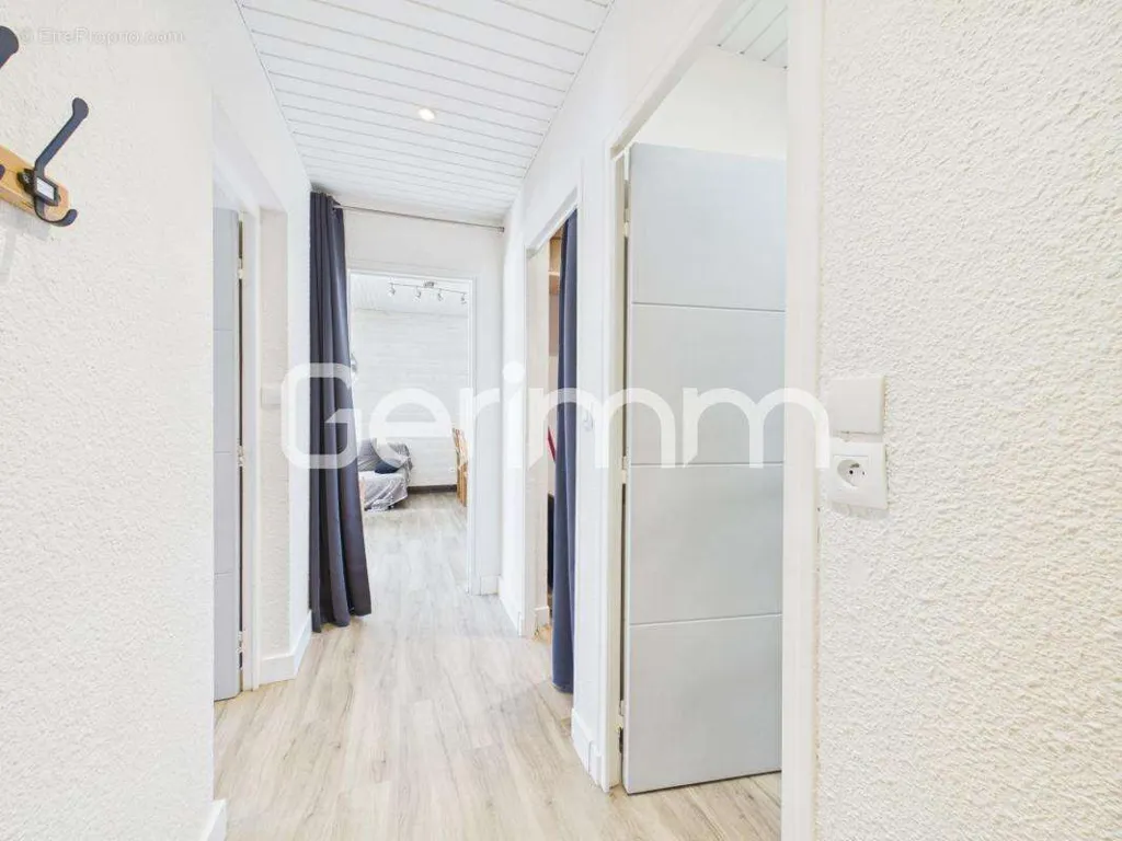 Entrée - Appartement en rez-de-chaussée avec terrasse à Chamrousse