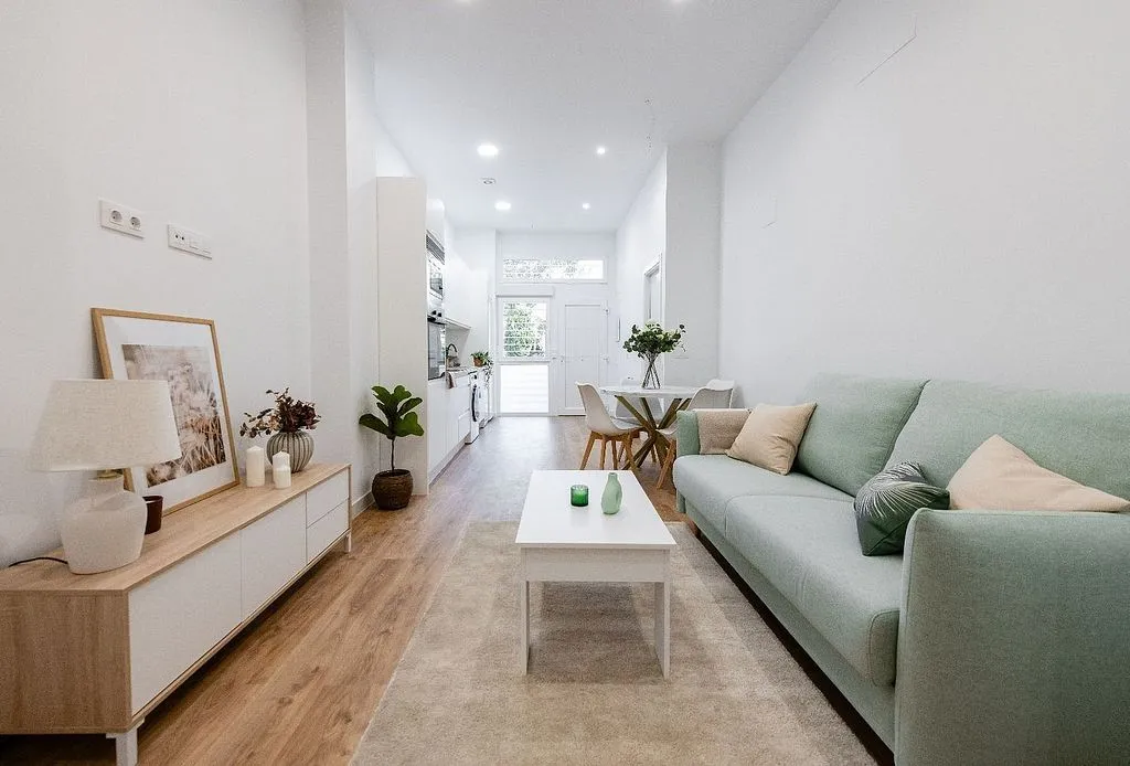 Living Room - Modern Flat with Lift in Sector Oficios