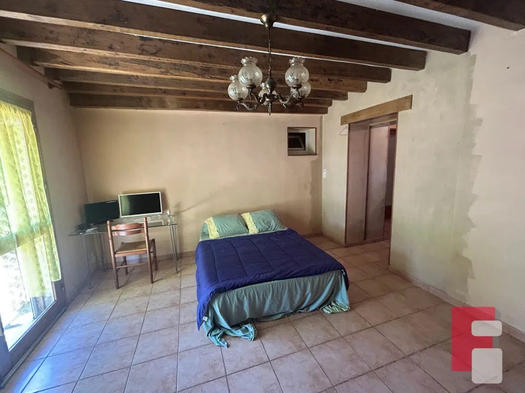 Chambres - Maison de Plain-Pied avec Jardin à Thieffrain