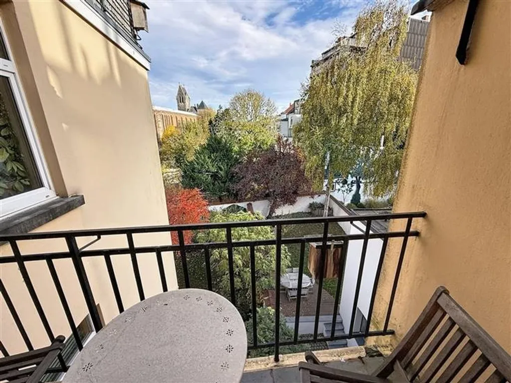 Rõdu - Duplex Apartment with Terraces in Schaerbeek