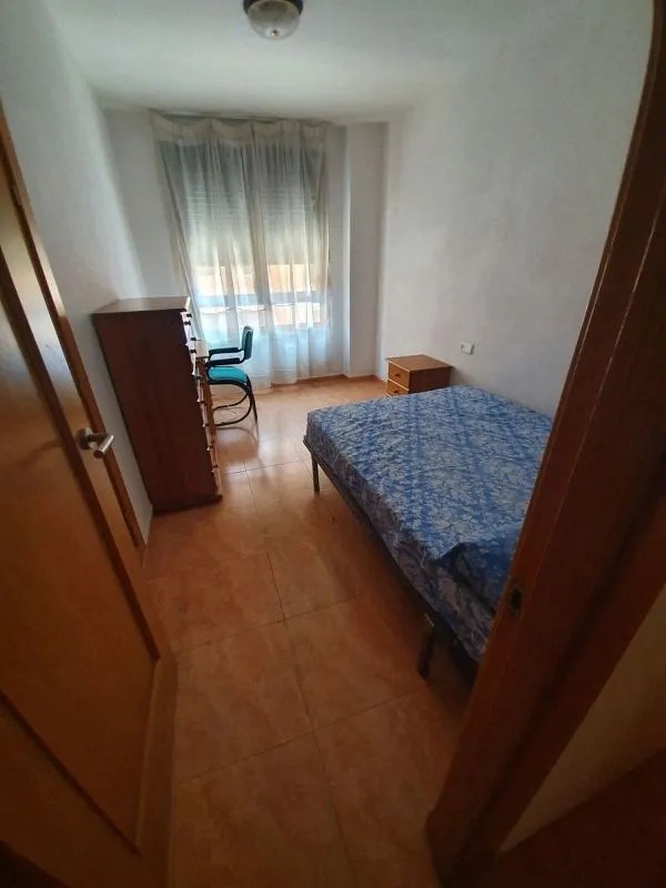 Bedrooms - Student Flat with Terrace in Ciudad Jardín