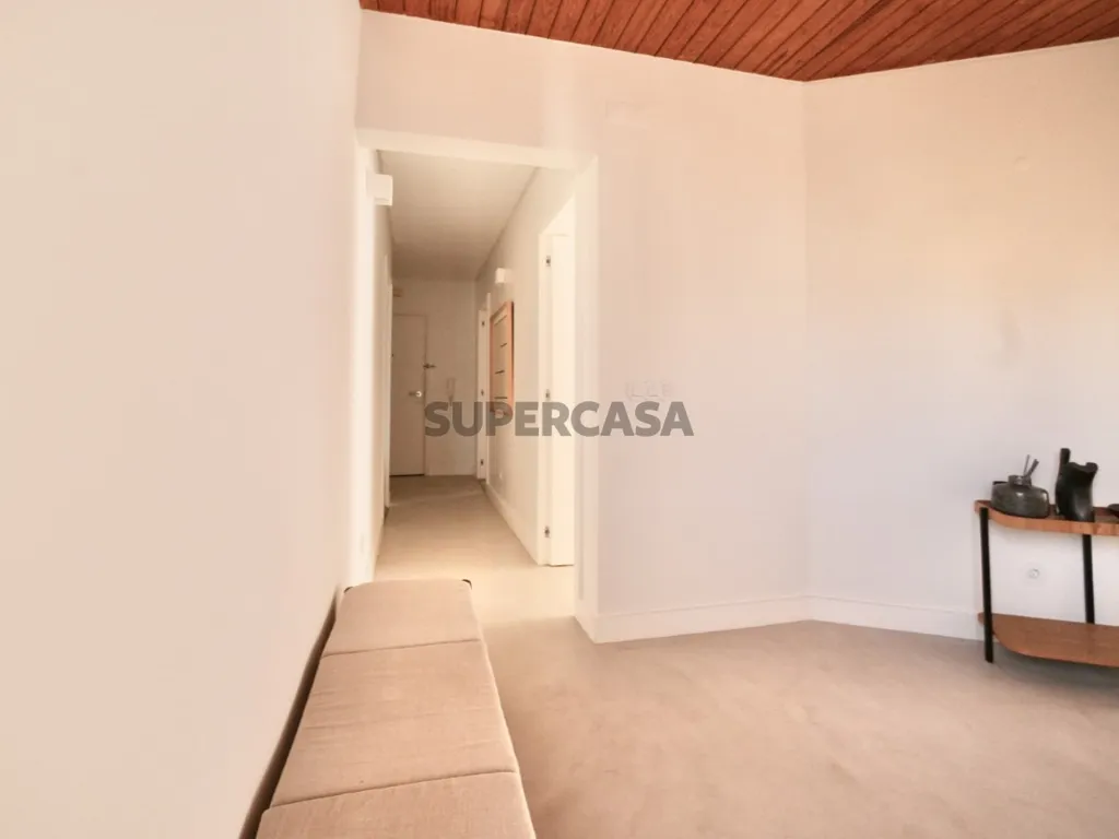 Pièces - 2-Bedroom Apartment with Panoramic Views in Monte Estoril
