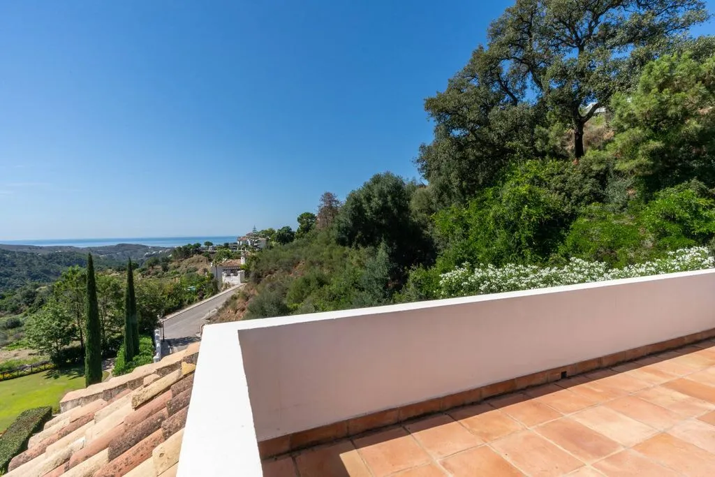 Terrasse - Luxury Villa with Sea Views in Benahavis