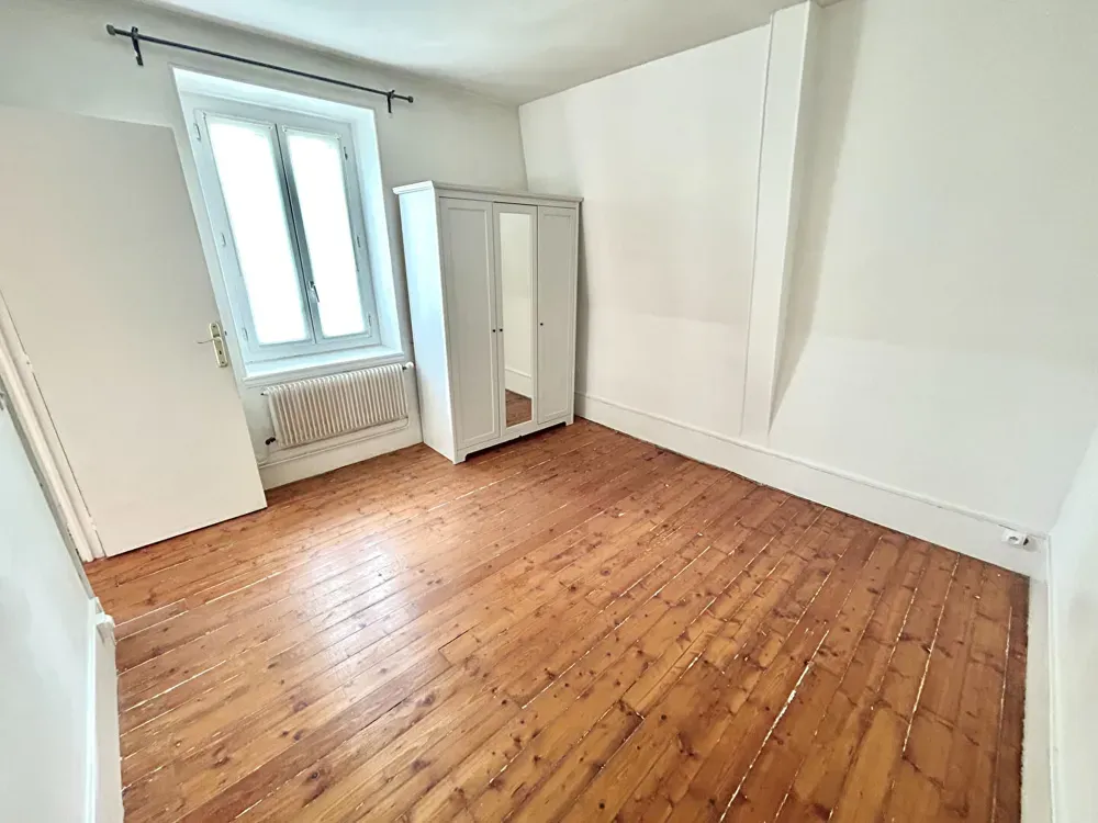 Toad - Bright 2-Bedroom Apartment in St Germain en Laye