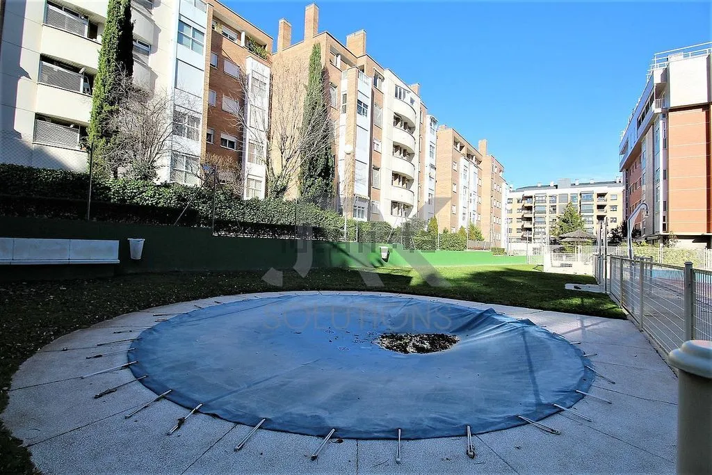 Piscine - Apartment with Pool in Aravaca