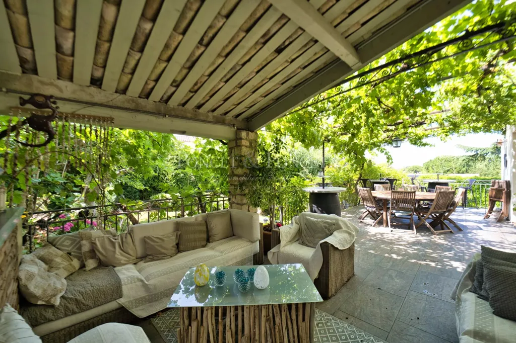 Terrasse - Maison avec Vue Dominante au Cœur du Village