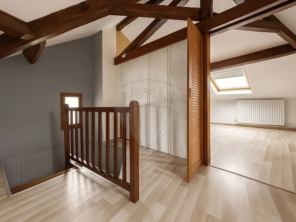 Pièces - Maison de Caractère avec Garage au Cœur de Montataire