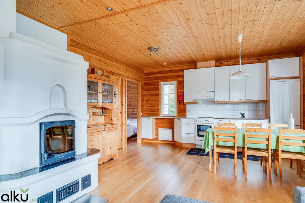 Séjour - Cottage with River View and Sauna in Muhos