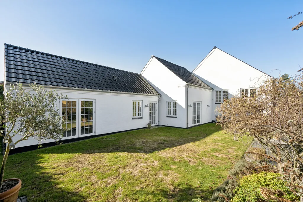 Extérieur - Villa with Solar Panels near Køge Torv