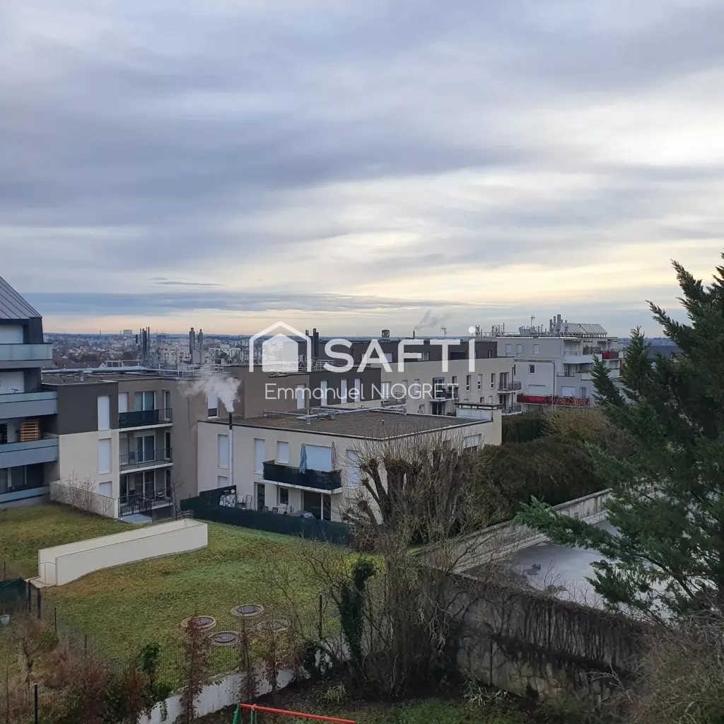 Balcon - Appartement avec Terrasse au Calme à Dijon