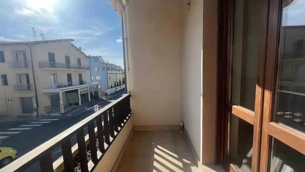 Rõdu - Apartment with Balcony in Rosignano Marittimo