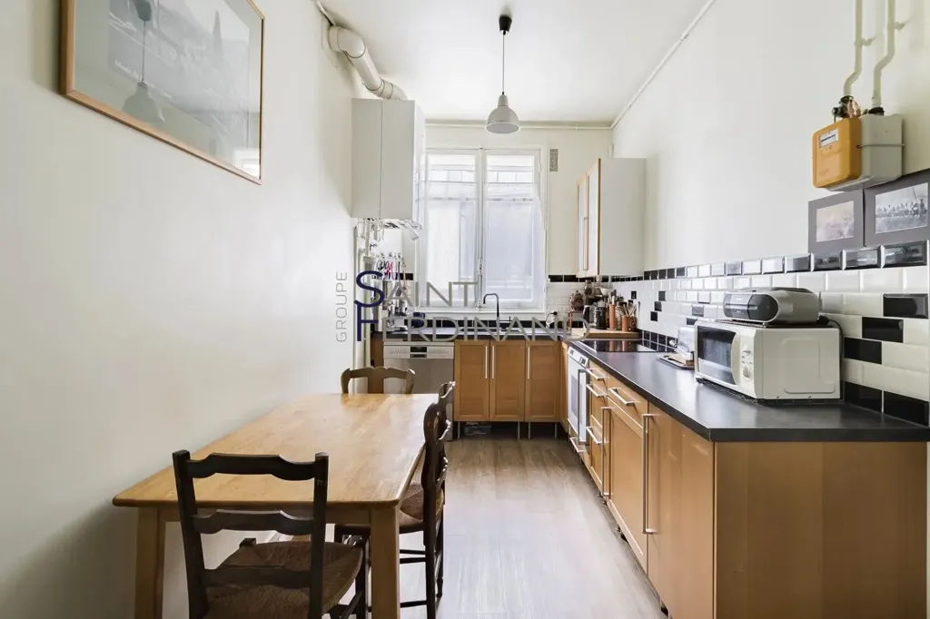 Köök - Luxury Duplex Flat with City View in Monceau