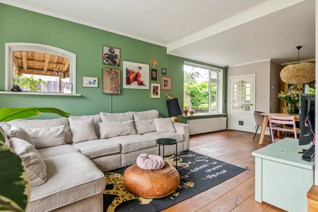 Séjour - Charming Free-Standing House with Garden View in Deil