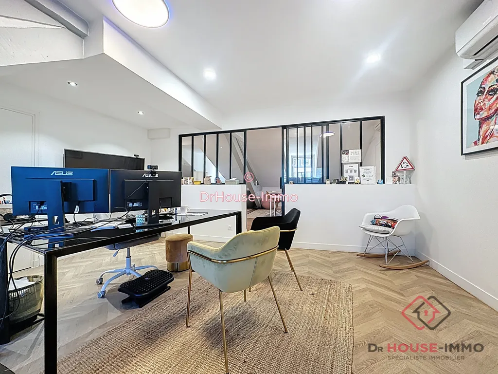 Office - Duplex Apartment with Terrace in Périgueux