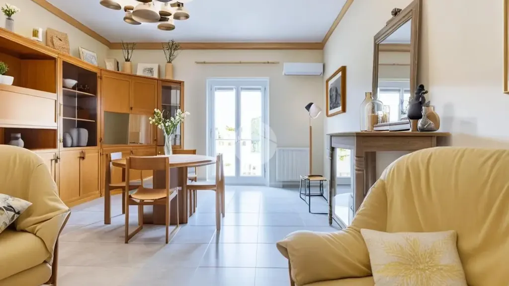 Salle à manger - First-Floor Flat with Balcony in Villabate