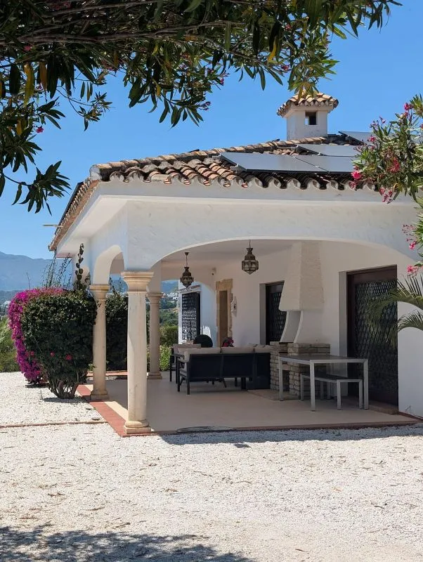 Terrace - Chalet with Pool and Terrace in Las Gardenias