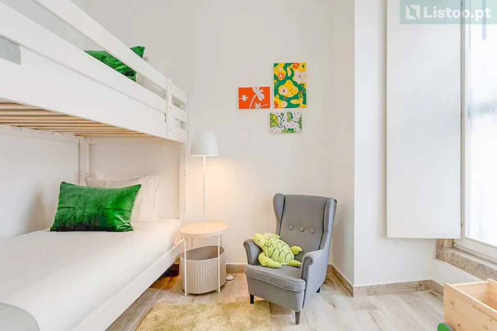 Magamistoad - T2 Flat with Terrace in Lisbon