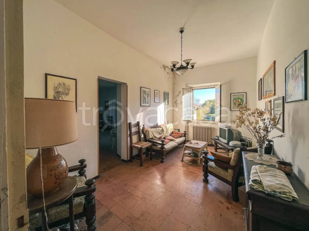 Séjour - Rustic Villa to Renovate with Panoramic Terrace in Configni