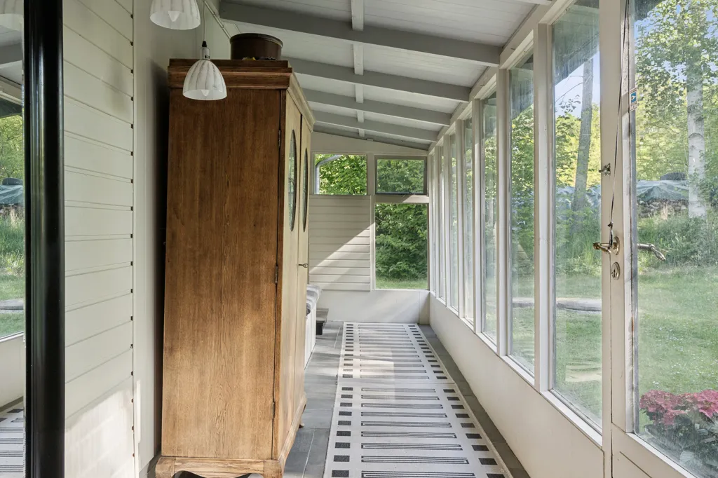 Terrass - Holiday Home with Private Lake in Skuldelev