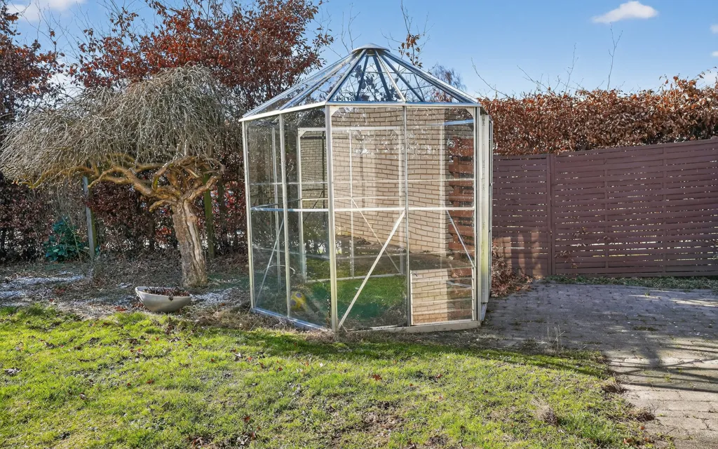 Jardin - Detached Villa with Garden in Hillerød