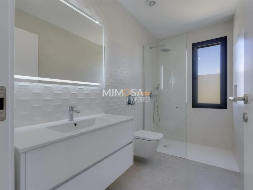 Vannitoad - Contemporary Villa with Pool in Mexilhoeira Grande