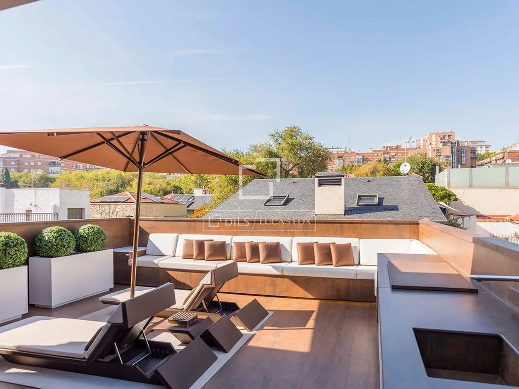 Terrasse - Mudéjar Villa with Pool in Central Madrid