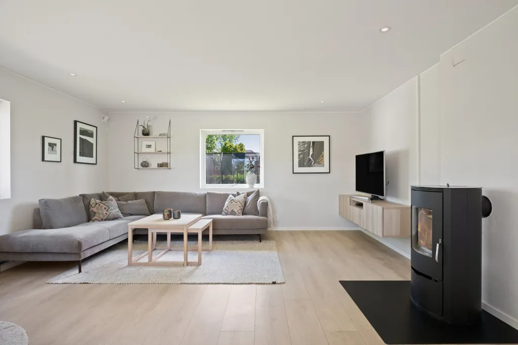 Séjour - Modern Bungalow with Garden in Spikkestad