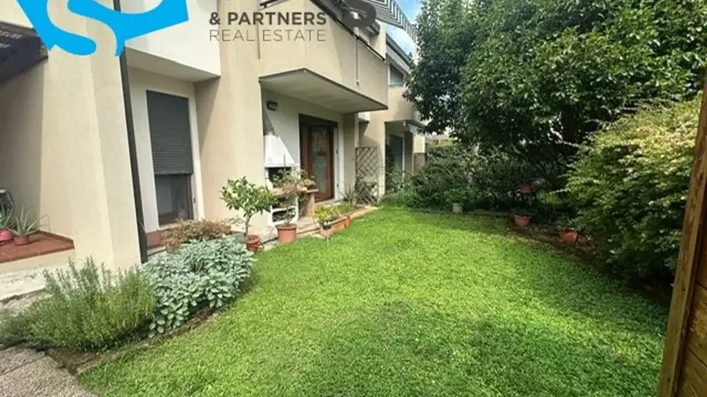 Garden - Semi-detached House with Garden in Treviso