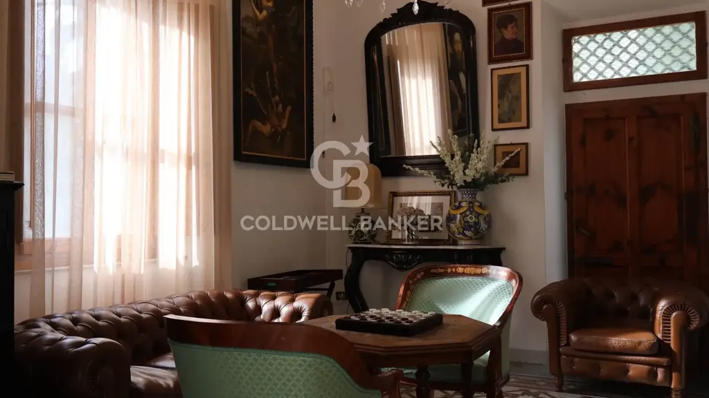 Elutuba - Historic Villa with Garden in Filottrano