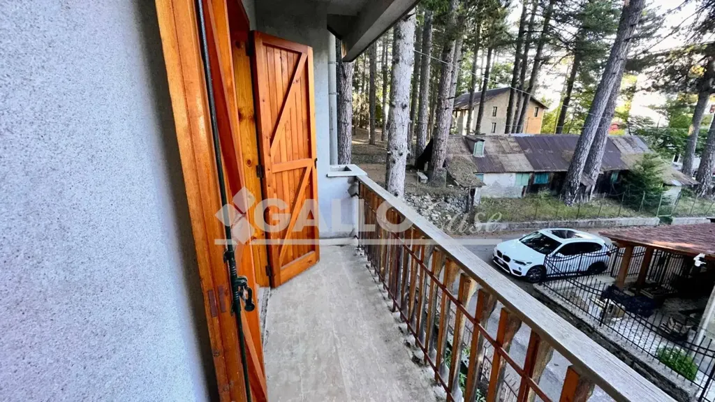 Balcon - Bifamiliar Villa with Garden in Spezzano della Sila