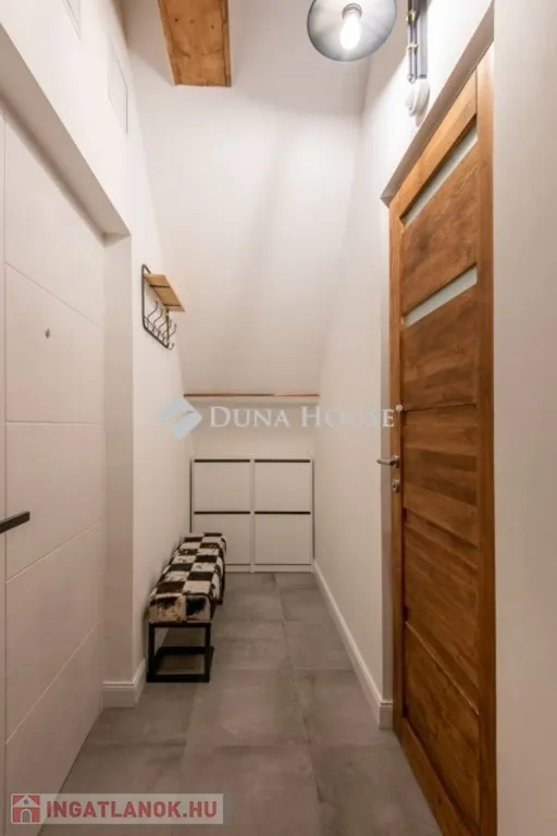 Ingresso - Modernised Apartment with Balcony in Gárdony