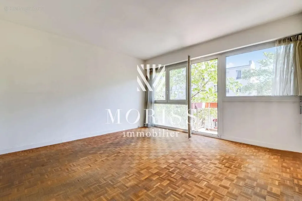 Appartement 4 pièces à Paris-17e