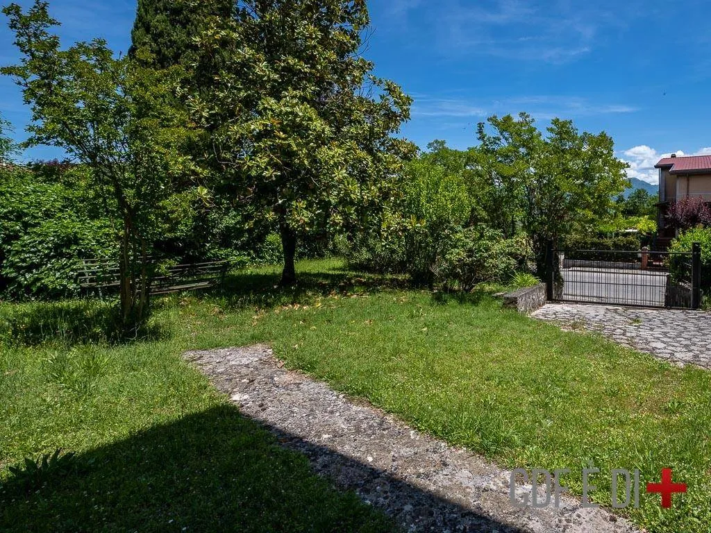 Jardin - Historic Villa with Enclosed Garden in Greccio